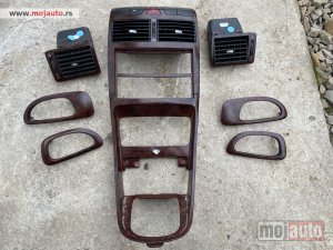 Glavna slika - Mahagoni plastike pezo 307 restajling - MojAuto
