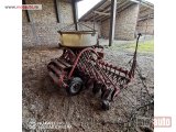polovni Traktor IMT sejalica za žito 23 DISKA