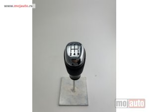 Glavna slika - Renault Clio 4(12-20)5 brzina. Tipska ručica menjača. - MojAuto