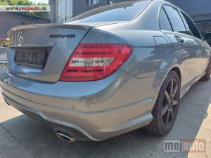 polovni delovi  Mercedes C klasa W204 Facelift u delovima