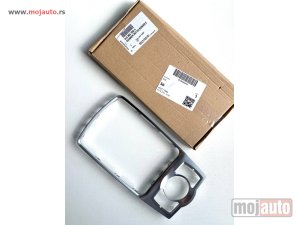 Glavna slika - Lajsna oko ručice menjača Audi Q7 (4L) NOVO - MojAuto