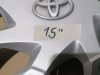 Slika 13 -  83. Toyota ratkapne 15-ice, fabricke, skoro nove - MojAuto
