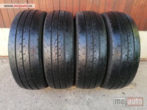polovni delovi  2242. Gume BRIDGESTONE 16 C, LETNJE 225/65, Šara 6,8 mm