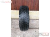 polovni delovi  2268. Guma MICHELIN 15 C, ZIMSKA 215/70, Šara 5,6 mm. DOT 2117