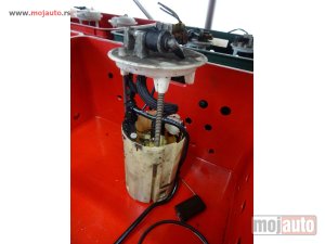 Glavna slika - Lancia Lybra 2.4 jtd pumpa goriva - MojAuto