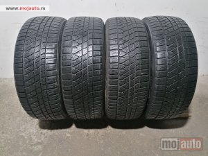 polovni delovi  2308. Gume KUMHO 18-ice, ZIMSKE 225/55, Šara 6,1 mm, DOT 2118