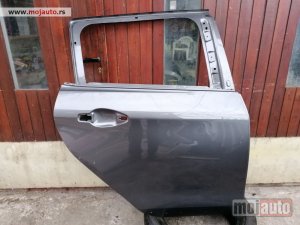 Glavna slika - Zadnja desna vrata, siva za Peugeot 2008 od 2013. do 2020. god. - MojAuto
