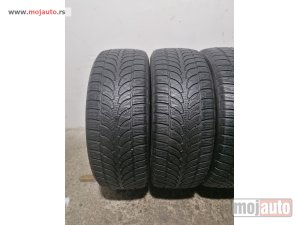 polovni delovi  2406. Gume BRIDGESTONE 18-ice, ZIMSKE 225/55, Šara 5,6 mm