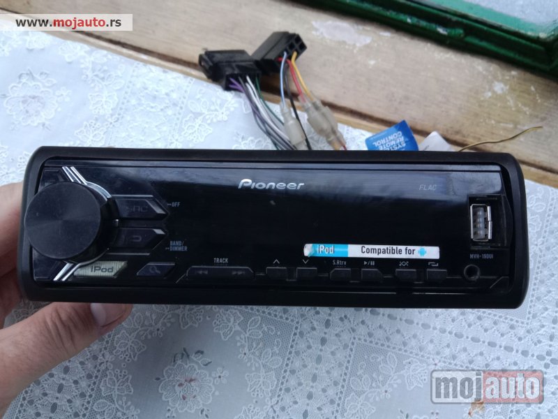 Glavna slika -  Auto radio USB Pioneer - MojAuto