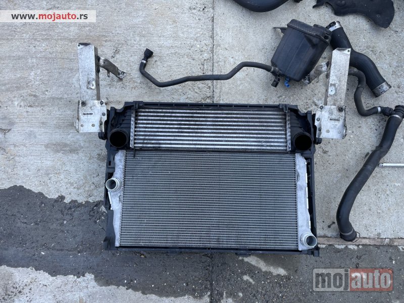 Glavna slika -  Hladnjak motora za BMW 520 F10 2.0 d 135kw 184 ks - MojAuto