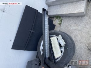 Glavna slika -  Stop svetlo srednje trece na sofersajbni zadnjoj za BMW 5 F10 - MojAuto
