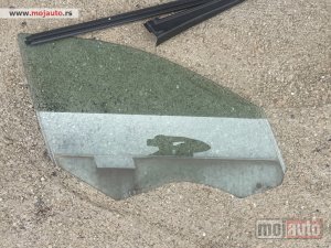 Glavna slika - Prednje desno staklo vrata za BMW 5 F10 - MojAuto
