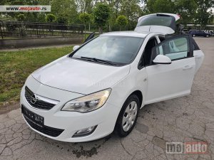 Glavna slika - Opel Astra J 1,6  - MojAuto