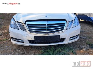 Glavna slika - Farovi za Mercedes E klasu W212 - MojAuto