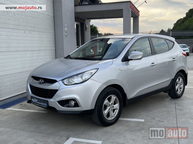 Glavna slika - Hyundai ix35 2.0CRDi 4X4 PREMIUM  - MojAuto