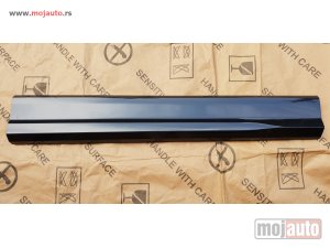 Glavna slika - Audi Q2 / 81A / 2016-2020 / Lajsna prednjih desnih vrata / ORIGINAL - MojAuto