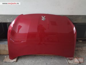 polovni delovi  Hauba za Peugeot 308 od 2013. do 2017. god.