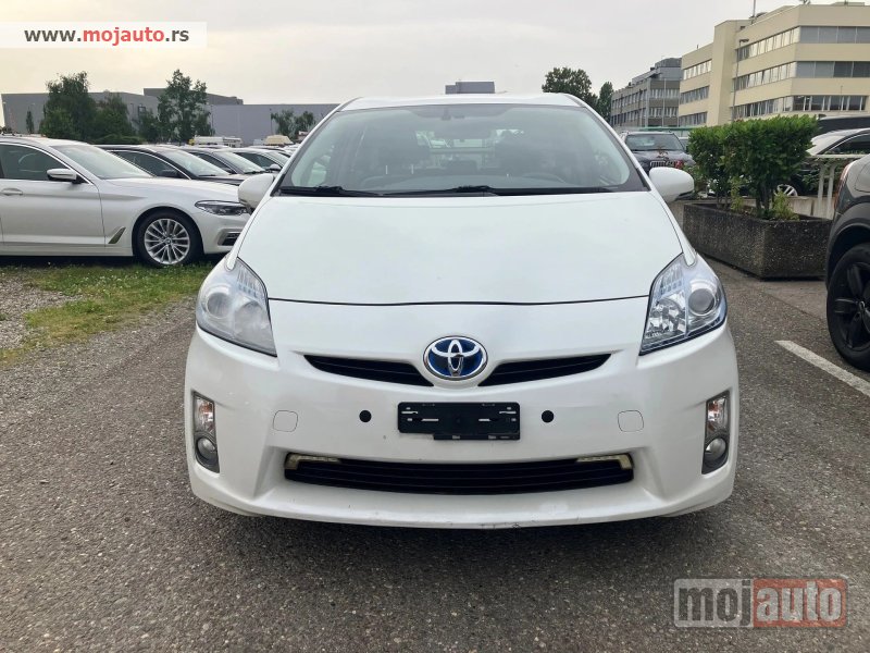 Glavna slika - Toyota Prius   - MojAuto