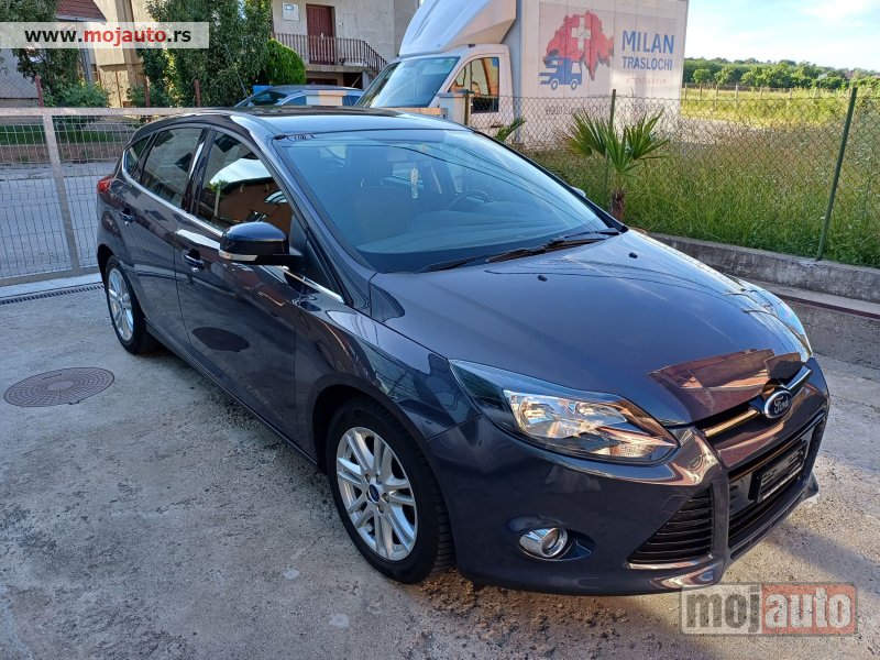 Glavna slika - Ford Focus 1.0 SCTI,TITANIUM,CH  - MojAuto