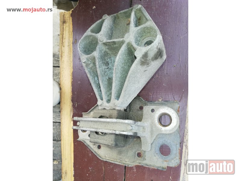 Glavna slika -   Nosac motora za 1.5dci za Renault Megane - MojAuto