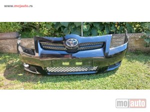 Glavna slika - Branik restajling toyota corola verso - MojAuto