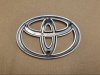 Slika 2 -  Toyota Corolla / E16 / E18 / 2013-2017 / Znak maske / ORIGINAL - MojAuto