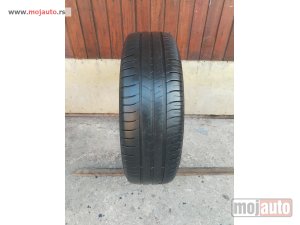 polovni delovi  2673. Guma MICHELIN 15-ica, LETNJA 195/65, Šara 4.7 mm, DOT 4620