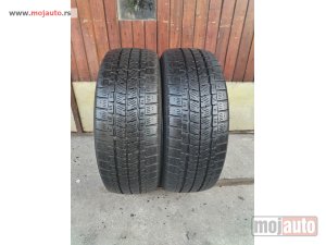 polovni delovi  2670. Gume FALKEN 17 C, ZIMSKE 215/60, Šara 7,5 mm. DOT 1919