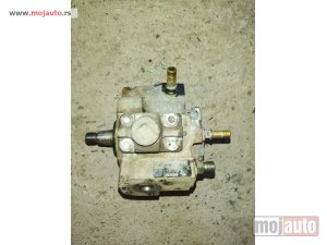 Glavna slika -  Bos pumpa za 1.6hdi za Peugeot 207, 307, 407 - MojAuto