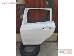 Glavna slika - Zadnja leva vrata, bela perla za Peugeot 2008 od 2013. do 2020. god. - MojAuto