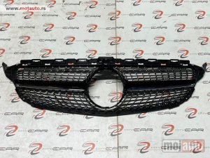 Glavna slika - Gril maska W205 za Mercedes Benz sa kamerom - MojAuto