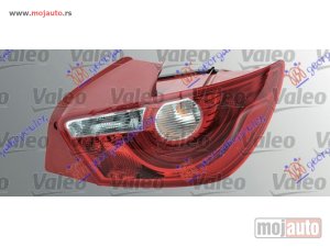 NOVI: delovi  Stop svetla i stop lampe