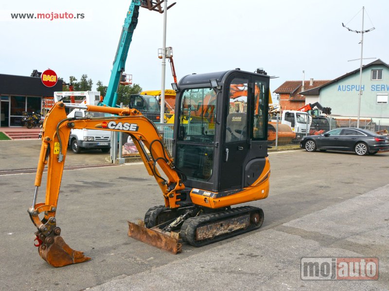 Glavna slika - CASE CX18B - MojAuto