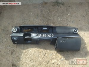 Glavna slika - Instrument tabla za Mercedes E klasu W213 - MojAuto