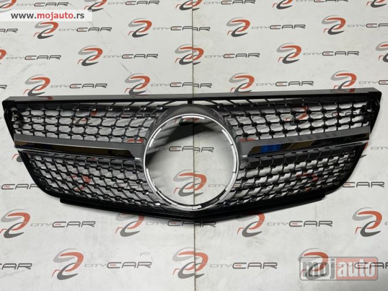 Glavna slika -  Gril maska W246 diamond za Mercedes Benz B klasu - MojAuto
