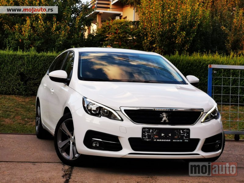 Glavna slika - Peugeot 308 1.5BlueHdi Business Navi  - MojAuto