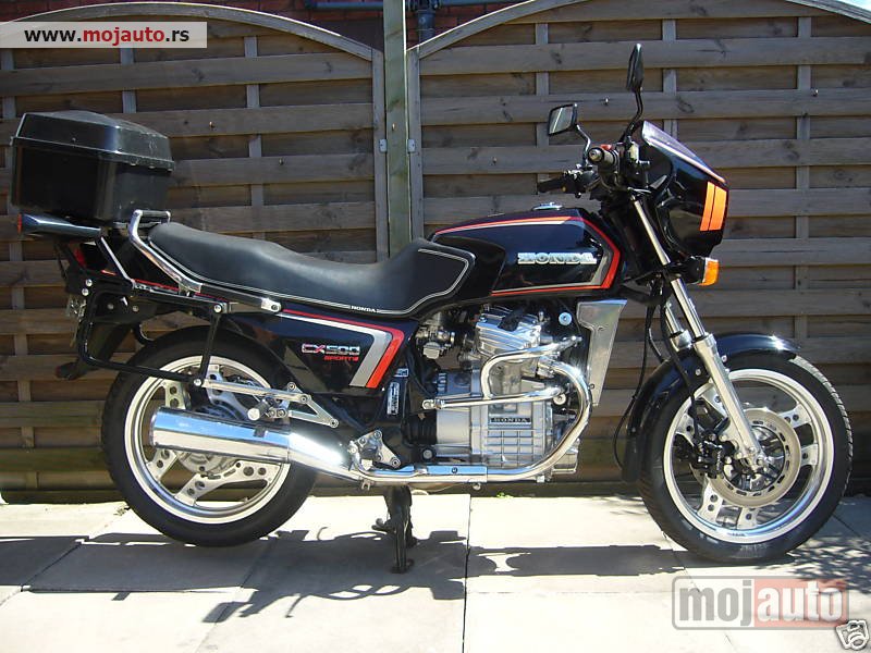 Glavna slika - Honda CX 500  U DELOVIMA - MojAuto