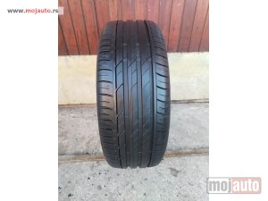 polovni delovi  2772. Guma BRIDGESTONE 16-ica, LETNJA 215/60, Šara 7.4 mm, DOT 0318