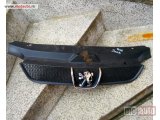 polovni delovi  MASKA sa ZNAKOM Pežo 406 306 206 605 405 309 205 Peugeot