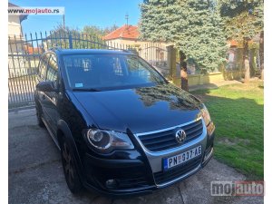 polovni Automobil VW Touran Cross 2.0 TDI DSG 