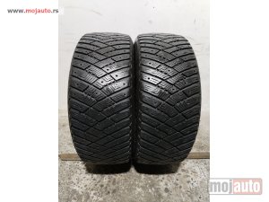 polovni delovi  2881. Gume GOODYEAR 18-ice, ZIMSKE 225/55, Šara 7,7 mm, DOT 0318