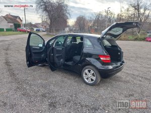 Glavna slika - Mercedes B 180 - MojAuto