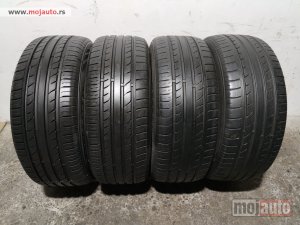 polovni delovi  2935. Gume GOODRIDE 17-ice, M+S 225/55, Šara 5,8 mm, DOT 2019