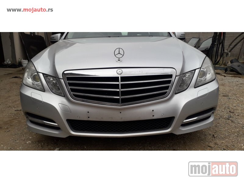 Glavna slika -  Mercedes E klasa W212 svih modela u delovima - MojAuto