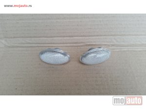 NOVI: delovi  Migavac u krilu Citroen C2 C3 C5 Xsara KOMAD