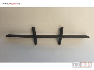Glavna slika - Centralna resetka u braniku BMW Serija 5 E60 2003-2007 - MojAuto