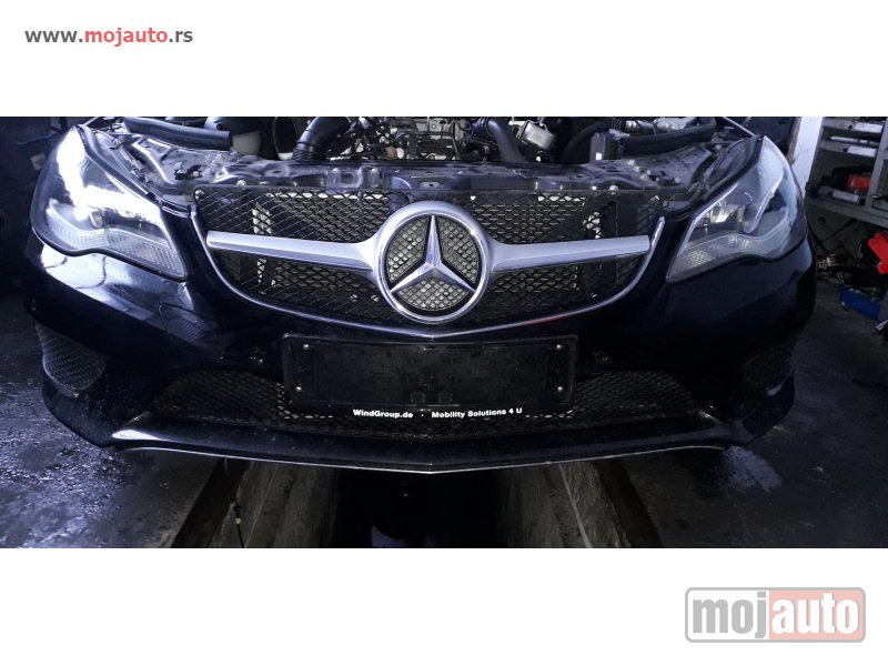 Glavna slika -  Mercedes E Coupe Restajling u delovima - MojAuto