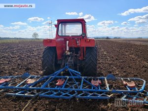 polovni Traktor IMT 575