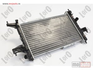 Glavna slika - Hladnjak motora Opel Corsa C 1.4 1.8 sa klimom - MojAuto