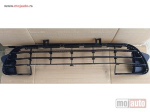 NOVI: delovi  Centralna resetka u braniku Citroen C3 2005-2010